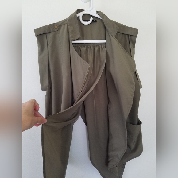 NWOT Allen B By Allen Schwartz Military Inspired Asymmetrical Zip Up Ves… - Picture 8 of 8